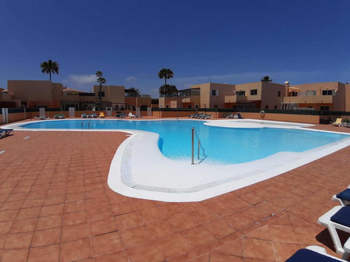 B-Rent Los Delfines Casa Nina كوراليهو المظهر الخارجي الصورة